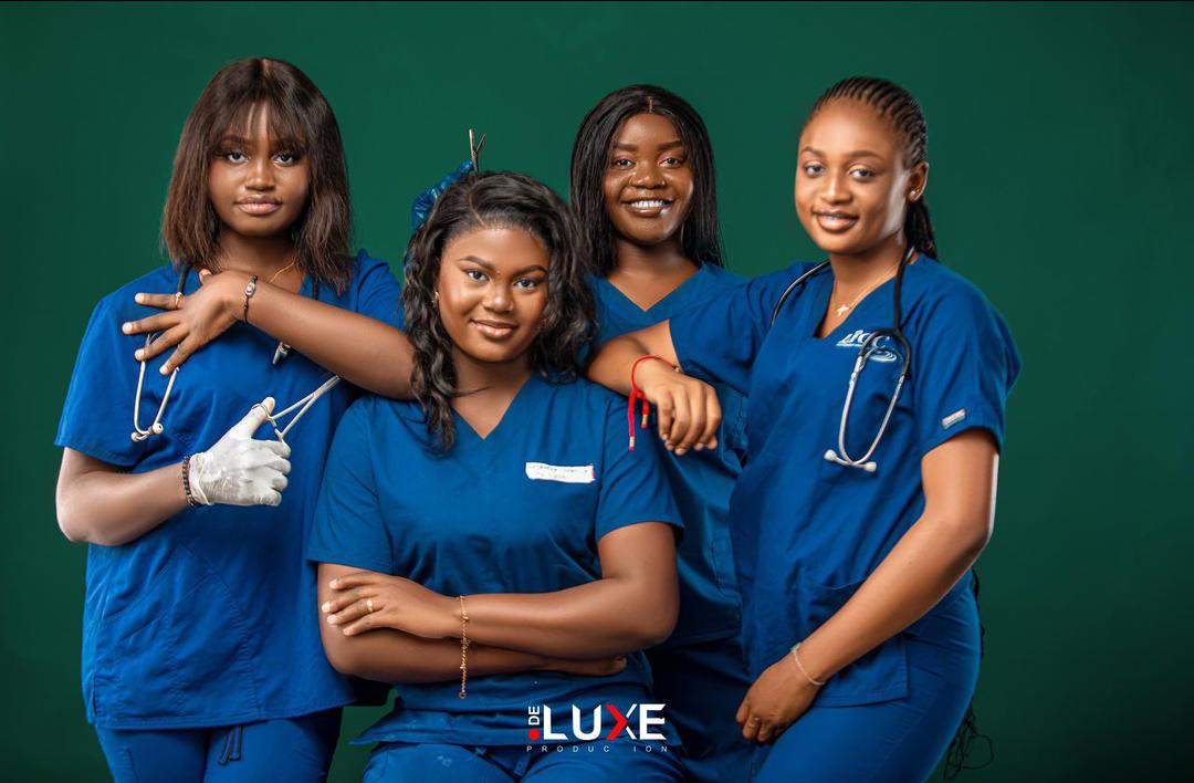Équipe infirmière de Lorra Medical Center